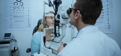 Gabinet okulistyczny, Zygmunt Będkowski